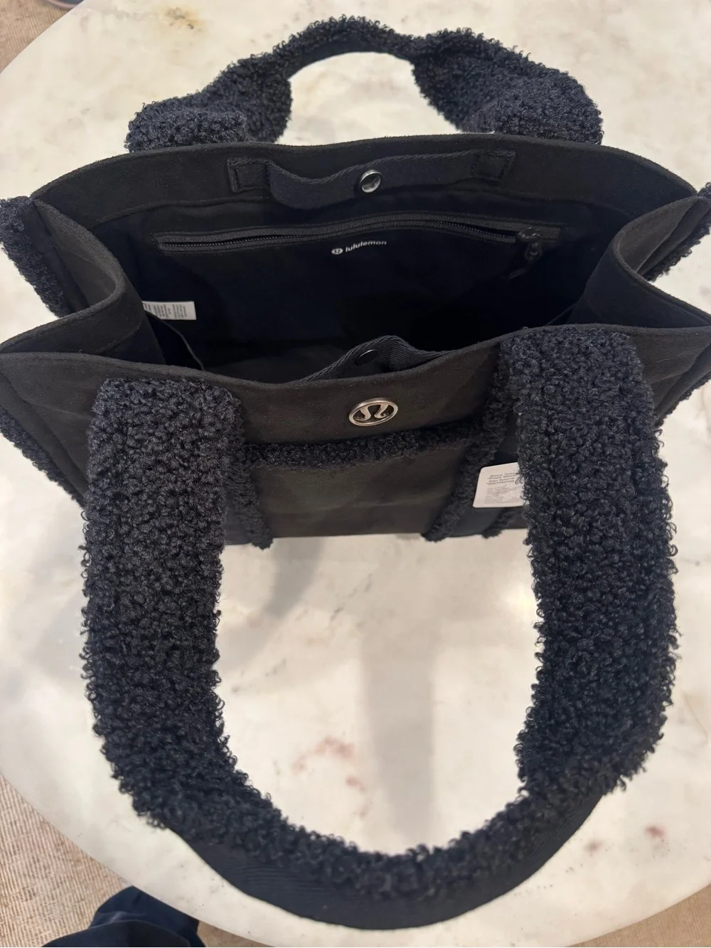 NWT Black Boxy Tote Bag 10L Faux Shearling Trim